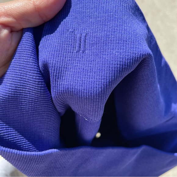 Lululemon In The‎ Flow CropCapri Leggings Yoga Leggings EUC size 6 - Picture 3 of 4